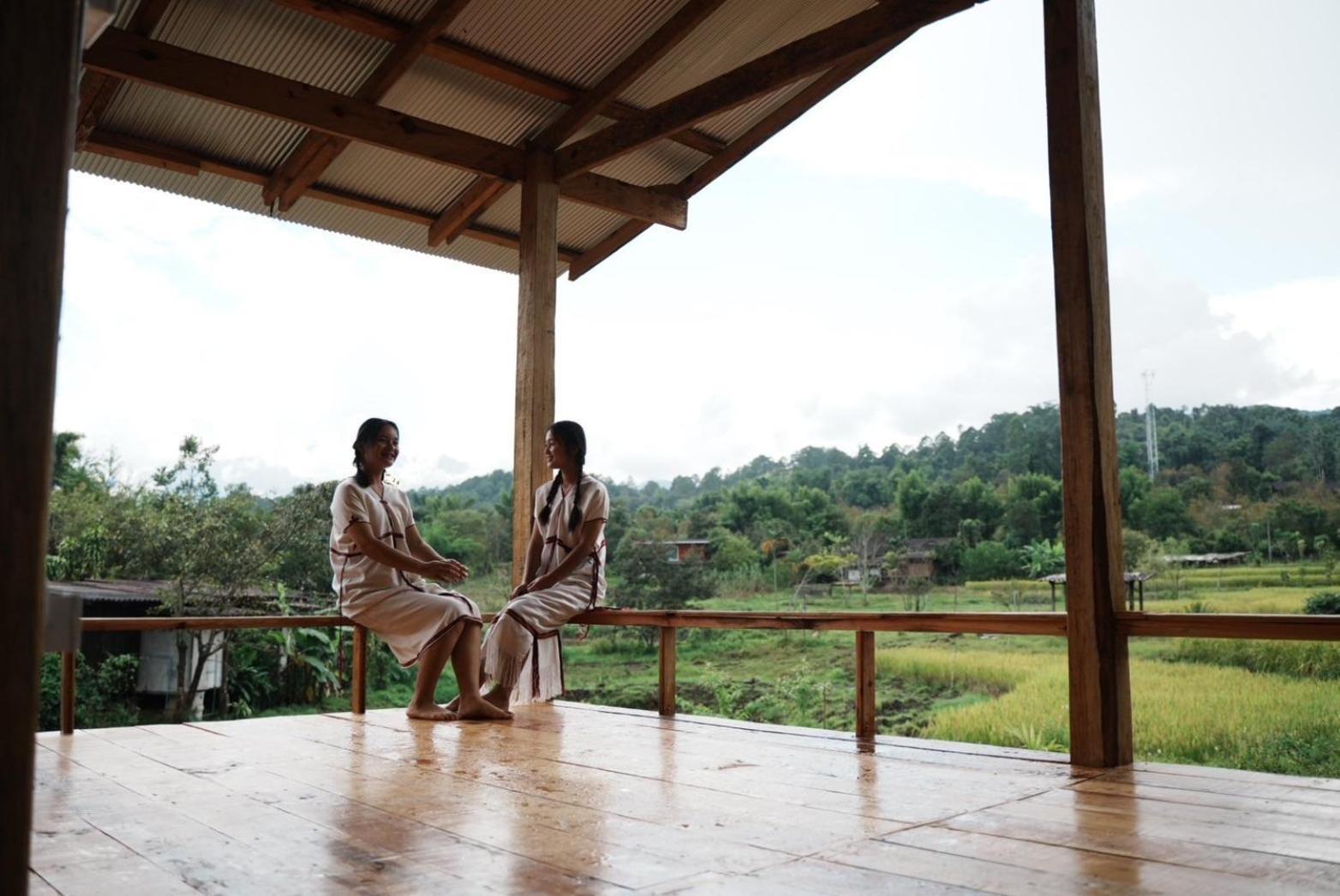 Por Joi ,Por Dee House Albergue Chiang Mai Exterior foto