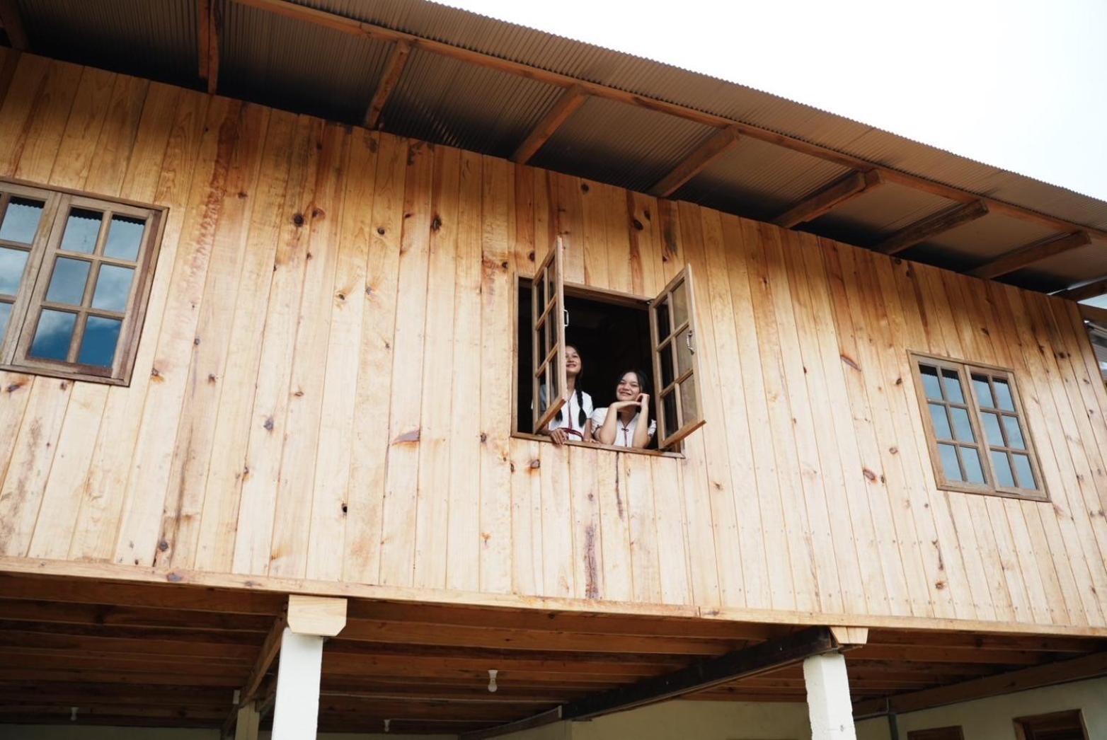 Por Joi ,Por Dee House Albergue Chiang Mai Exterior foto