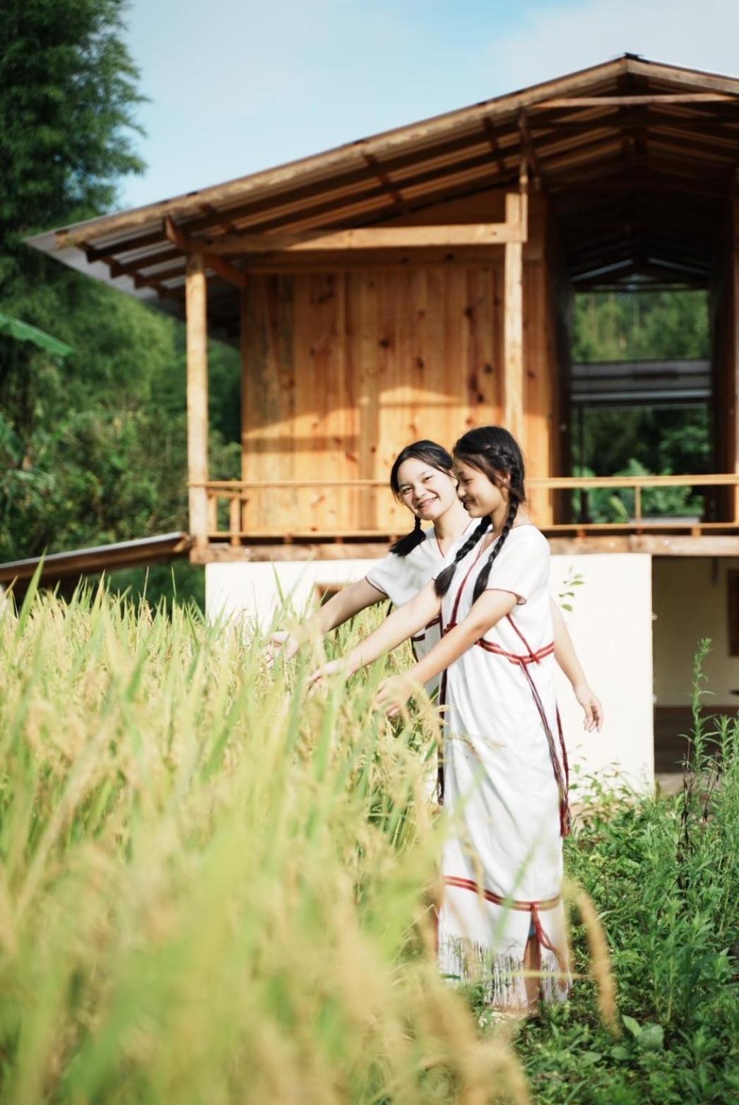Por Joi ,Por Dee House Albergue Chiang Mai Exterior foto